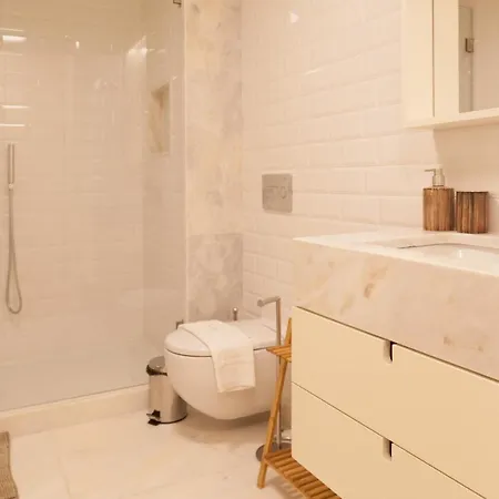 Апартаменты Flh Amazing Praca Comercio Design Flat
